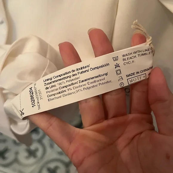 Brand new Christian Siriano suit jacket with cape Size: Medium - Picture 4 of 6